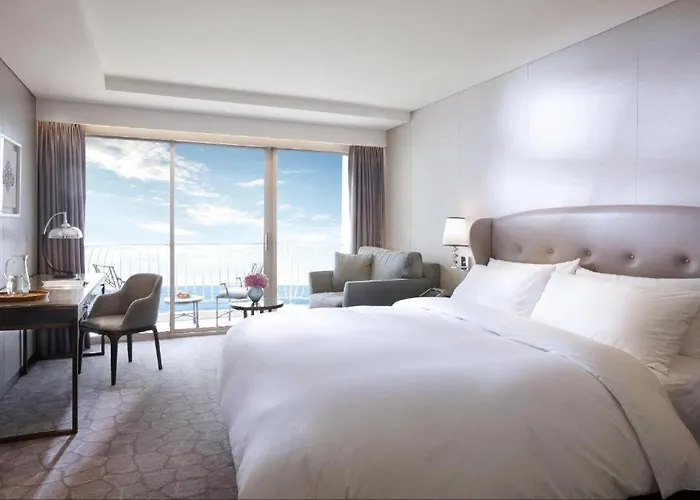 Paradise Hotel Busan